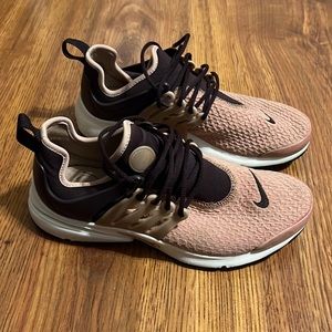 Nike Presto tennis shoes